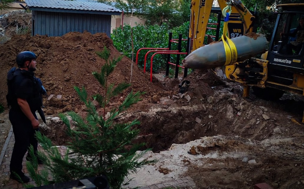 Désamorçage d’une bombe aérienne non explosée à Kherson
