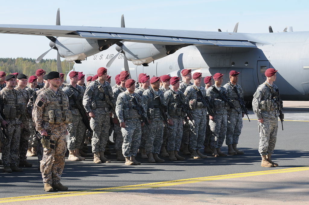 1024px-173rd_IBCT(A)_arrives_in_Latvia_2014
