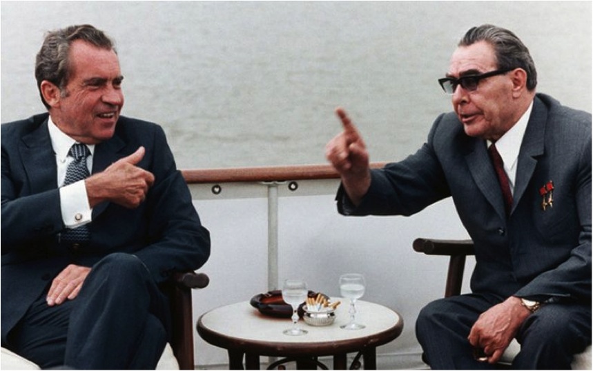 Nixon Brezhnev
