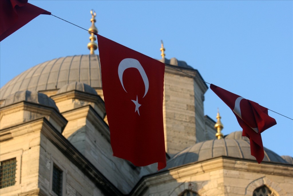 Turkish_flag-Mosque