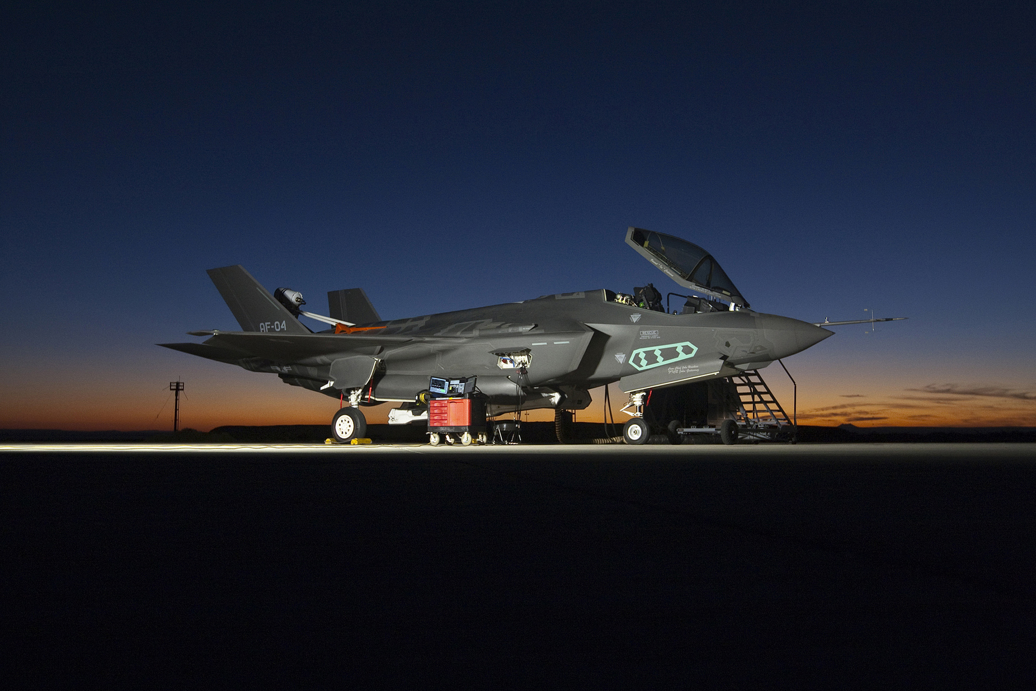 How the Military Can Keep its Edge: Don’t Offset — Hedge
