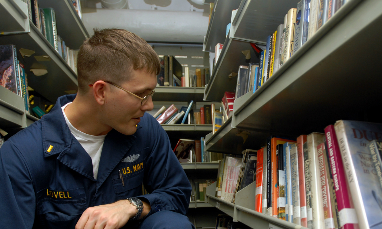 “Breadth of Thought and Loftiness of Spirit”: Mahan, Literature, and Military Reading Lists
