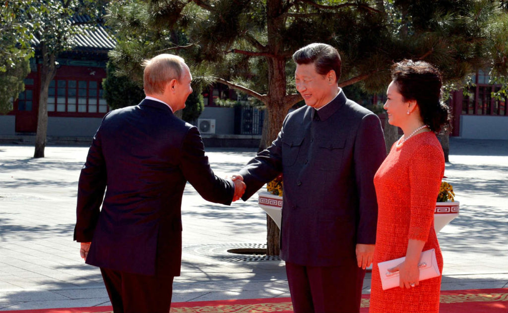 Putin-Xi-Handshake