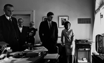 The Perils of the Court Historian
