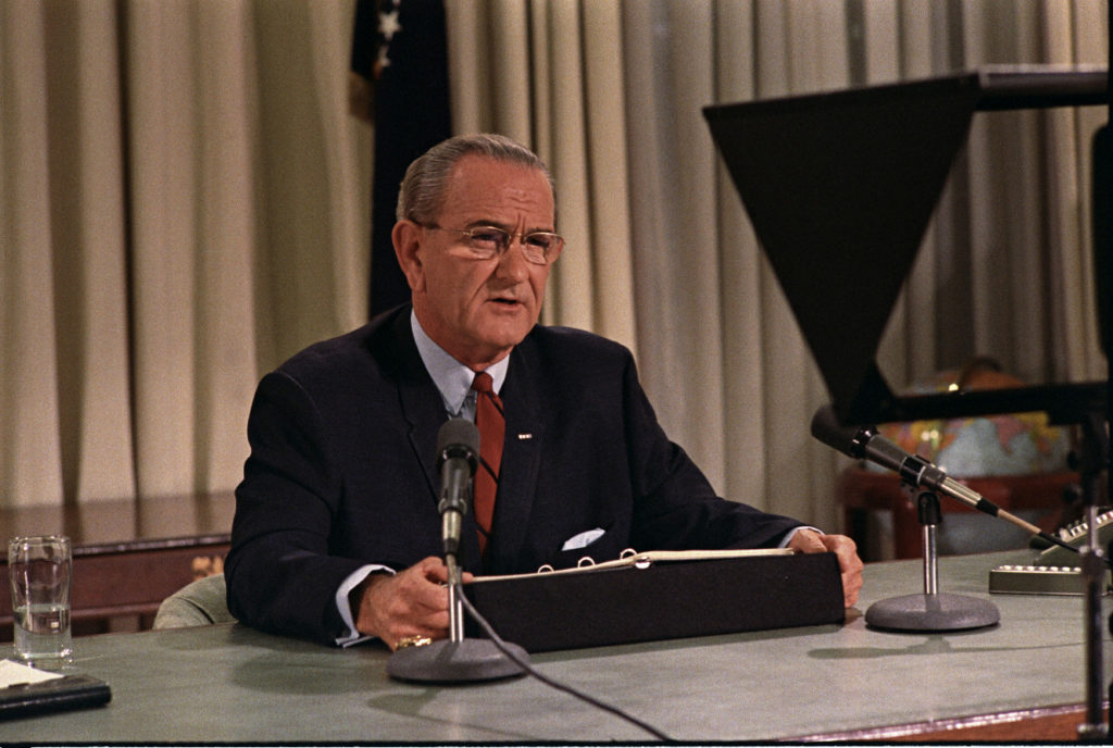 Lyndon Johnson Living Room War Nyt