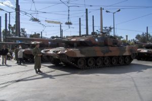 Beating the Authoritarian Legacy: Upgrading Conscription in Greece and Taiwan