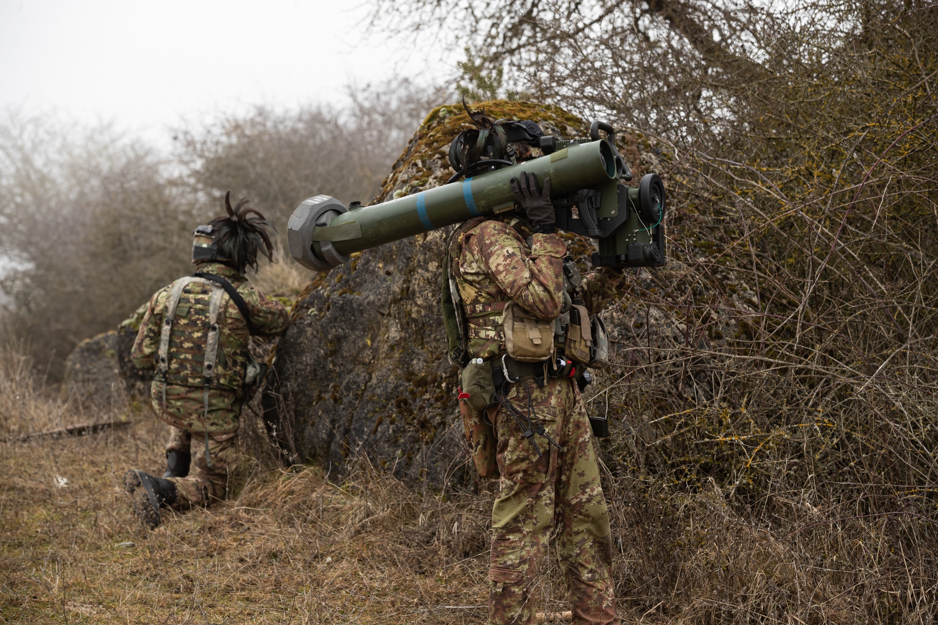 An Italian soldier assigned to Bravo Company, 11th Bersaglieri Battalion aims the Spike-LR anti-tank guided missile