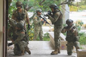 How does Ecuador’s Internal Armed Conflict End?