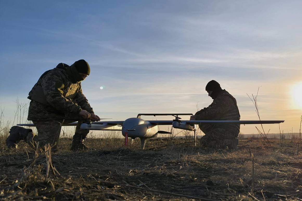 Headlines would lead one to conclude that the age of killer robots has arrived. In Ukraine, autonomous drone swarmssupposedly hunt for enemies and ind