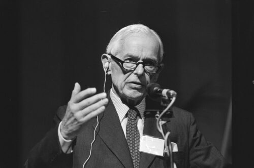 Paul Nitze’s 20th-Century Life in Statecraft