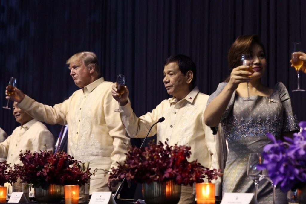 Rodrigo_Duterte_and_Donald_Trump_at_ASEAN_gala_dinner_in_Manila_(2)
