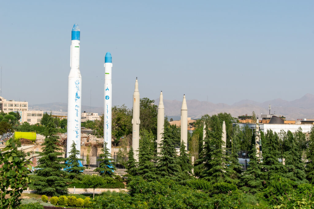 Musée_de_la_révolution_islamique_et_de_la_défense_sacrée,_Téhéran_(9)