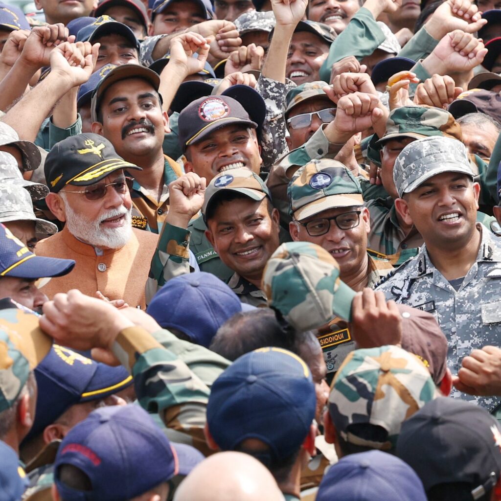 Defusing the Nuclear Crisis Between India and Pakistan
