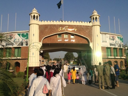 The Velocity Gap Between Pakistan and India